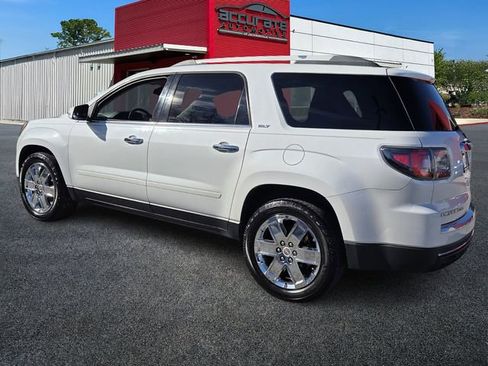 Used 2017 GMC Acadia Limited SLT image 3
