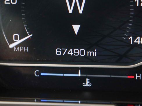 Used 2023 GMC Sierra 1500 Elevation w/ X31 Off-Road Package AWD/4WD image 17