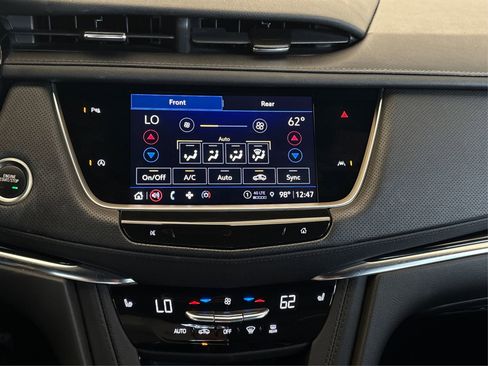 Certified 2023 Cadillac XT6 Luxury FWD image 26