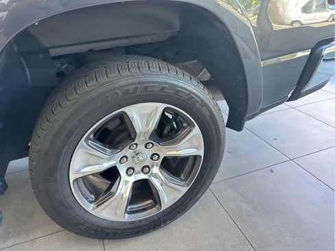 Used 2022 RAM 1500 Laramie AWD/4WD image 23