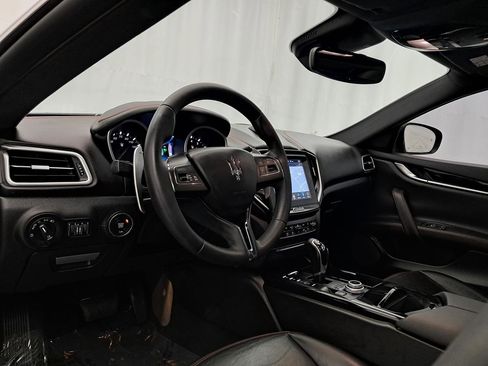 Used 2017 Maserati Ghibli S Q4 image 8