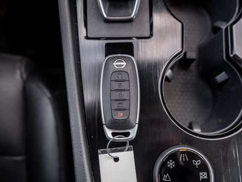 Used 2023 Nissan Rogue SV w/ SV Premium B Package AWD/4WD image 33