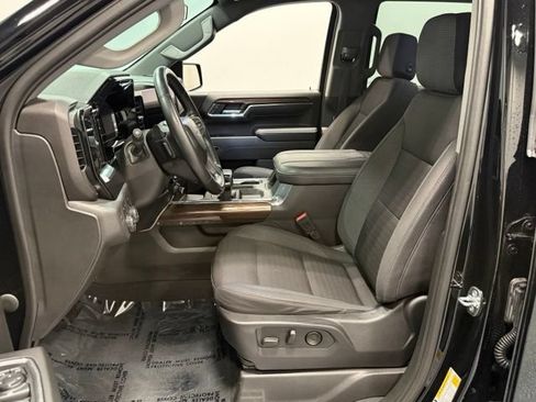Used 2023 Chevrolet Silverado 1500 LT Trail Boss w/ Protection Package AWD/4WD image 13