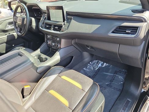 Used 2023 GMC Yukon AT4 image 18