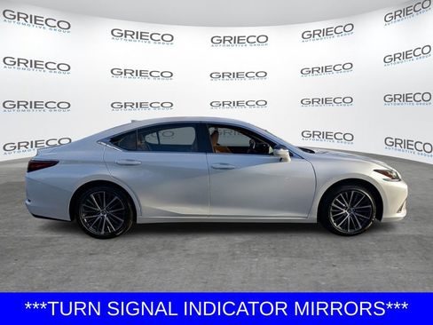 Used 2022 Lexus ES 350 w/ Premium Package FWD image 8