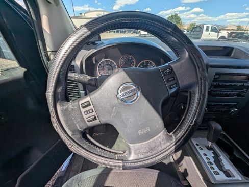 Used 2011 Nissan Titan SV w/ SV Value Truck Pkg AWD/4WD image 6