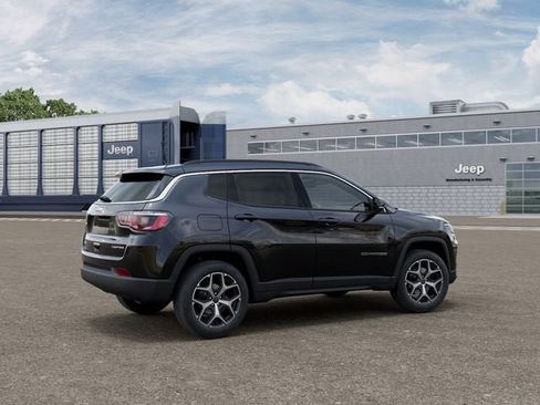 New 2026 Jeep Compass Limited AWD/4WD image 4