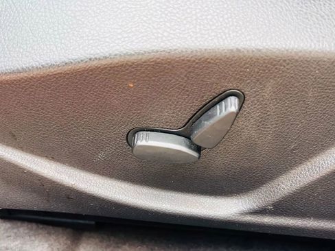 Used 2012 Ford Focus SEL image 34