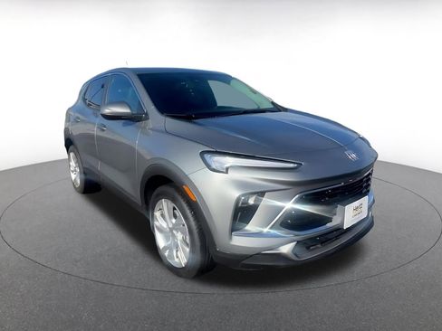 Used 2025 Buick Encore GX Preferred image 3