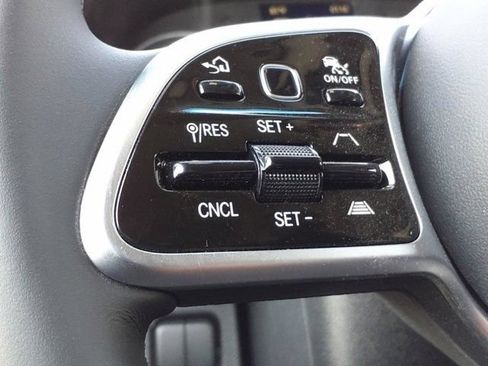 Used 2023 Mercedes-Benz Sprinter 2500 image 8