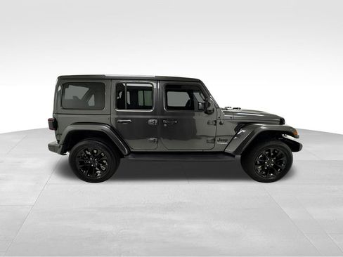 Used 2021 Jeep Wrangler Unlimited Sahara image 8