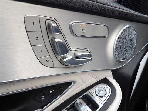 Used 2017 Mercedes-Benz GLC 43 AMG 4MATIC image 25