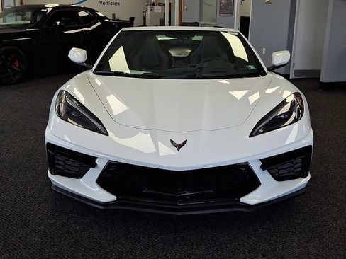 Used 2023 Chevrolet Corvette Stingray Preferred Conv w/ Z51 Performance Package RWD image 2