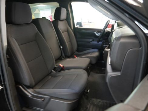 Used 2023 Chevrolet Silverado 1500 LT AWD/4WD image 31