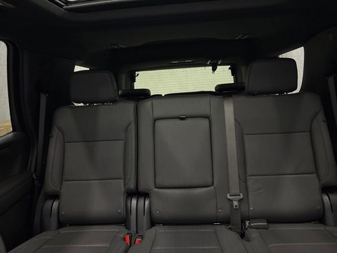 New 2026 Chevrolet Tahoe Z71 w/ Comfort Package AWD/4WD image 29