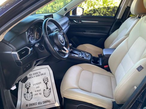 Used 2018 MAZDA CX-5 Touring w/ Preferred Equipment Package FWD image 24