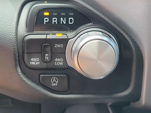Used 2024 RAM 1500 Laramie AWD/4WD image 22