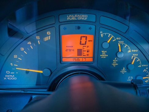 Used 1992 Chevrolet Corvette Coupe RWD image 12