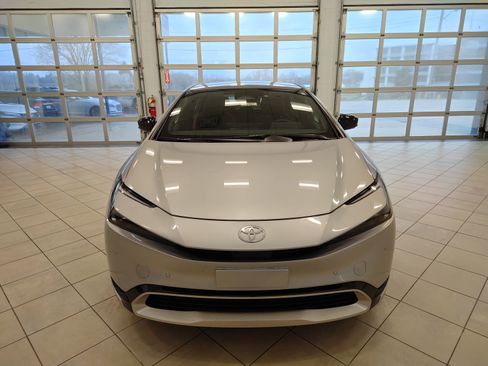 New 2026 Toyota Prius Plug-In Hybrid w/ Limited Premium Package image 9