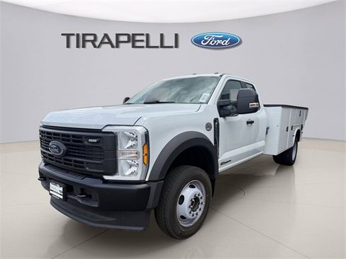 Used 2024 Ford F550 XL image 1