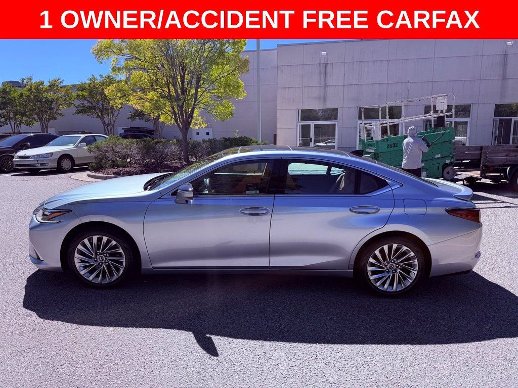 Certified 2022 Lexus ES 350 Ultra Luxury w/ Accessory Package 2 FWD image 4