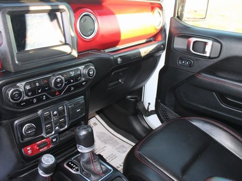 Used 2020 Jeep Wrangler Unlimited Rubicon w/ LED Lighting Group image 15