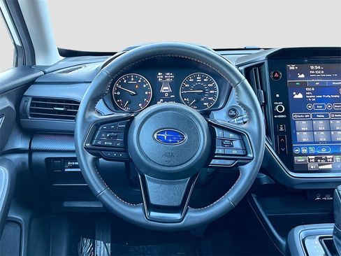 Used 2025 Subaru Crosstrek 2.5i Limited w/ Crosstrek Mirror Package image 11