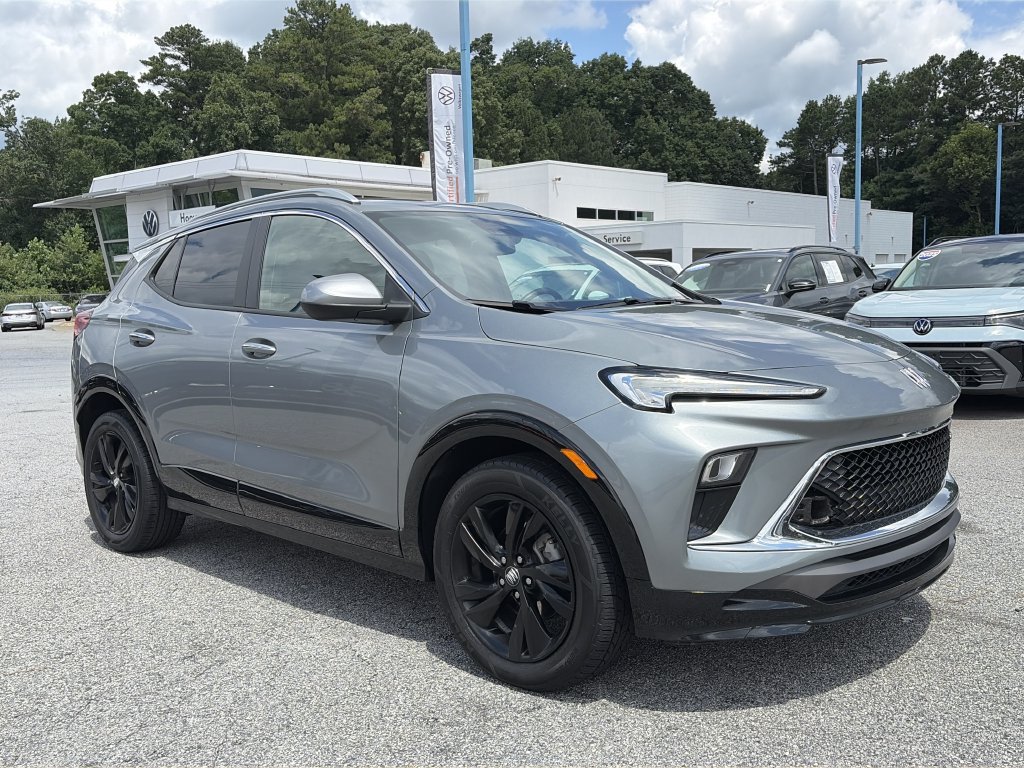 Used 2024 Buick Encore GX Sport Touring FWD image 26