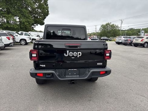Used 2021 Jeep Gladiator Overland w/ Popular Equipment Package image 5