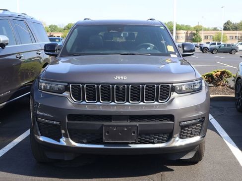 Used 2024 Jeep Grand Cherokee L Limited w/ Luxury Tech Group II AWD/4WD image 2