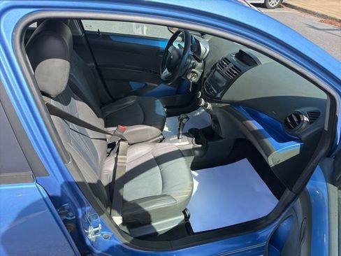 Used 2014 Chevrolet Spark LT image 29