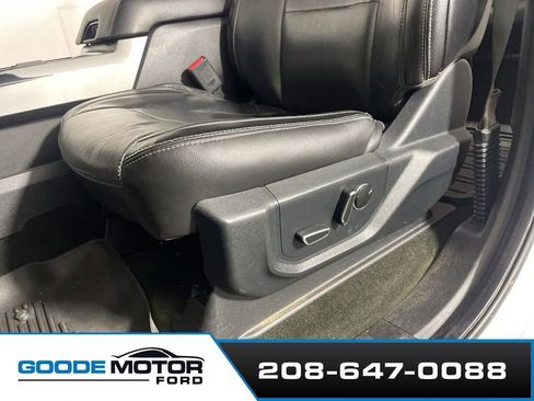 Used 2017 Ford F250 Lariat w/ Chrome Package AWD/4WD image 12