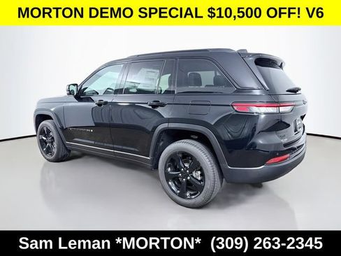 New 2025 Jeep Grand Cherokee Limited w/ Black Appearance Package AWD/4WD image 5