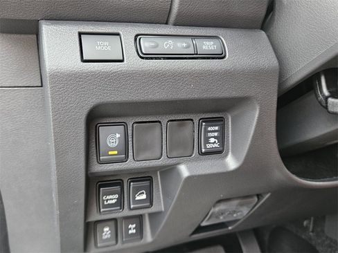 New 2025 Nissan Frontier PRO-4X w/ Pro Premium Package image 25