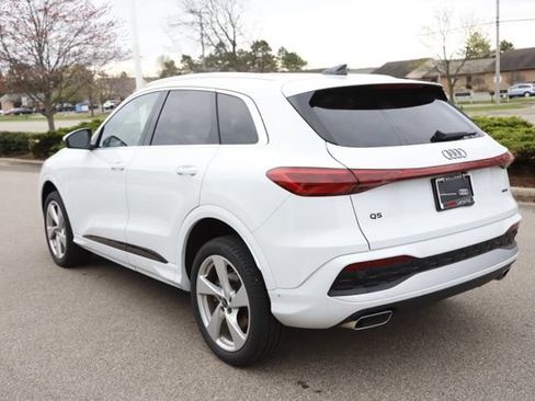 Used 2025 Audi Q5 Premium Plus w/ Premium Plus AWD/4WD image 9