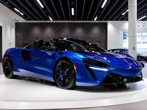 New 2026 McLaren Artura Spider RWD image 37