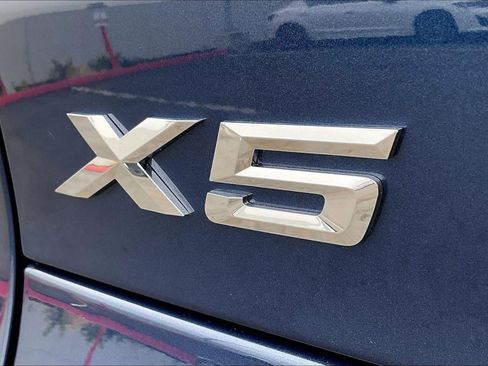 Used 2022 BMW X5 sDrive40i w/ M Sport Package RWD image 8