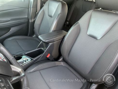 Used 2023 Buick Encore GX Select image 21