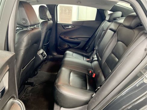 Used 2017 Chevrolet Malibu LT w/ Leather Package image 22