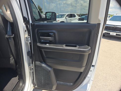 Used 2022 RAM 1500 Tradesman w/ Chrome Plus Package RWD image 22