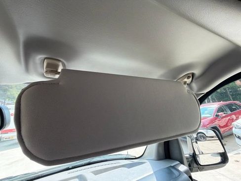 Used 2015 Chevrolet Express 2500 RWD image 62
