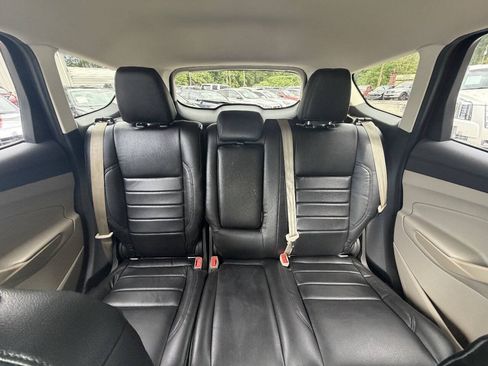 Used 2018 Ford Escape SE w/ SE Sync 3 Package FWD image 24
