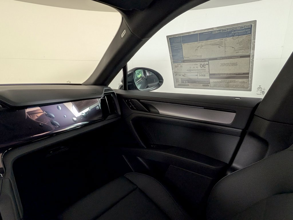 New 2026 Porsche Cayenne Electric AWD/4WD image 24