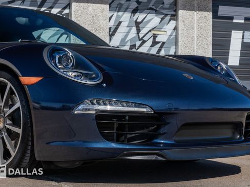 Used 2012 Porsche 911 Carrera S image 2