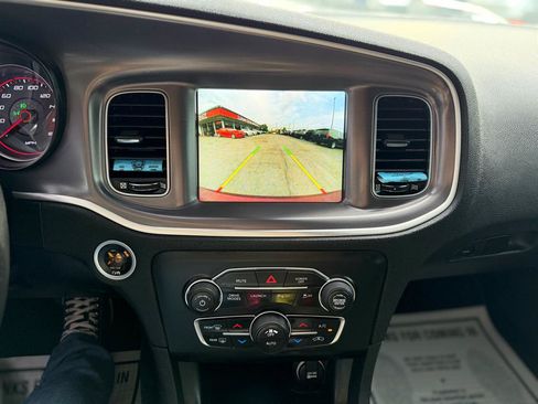 Used 2019 Dodge Charger Scat Pack RWD image 23