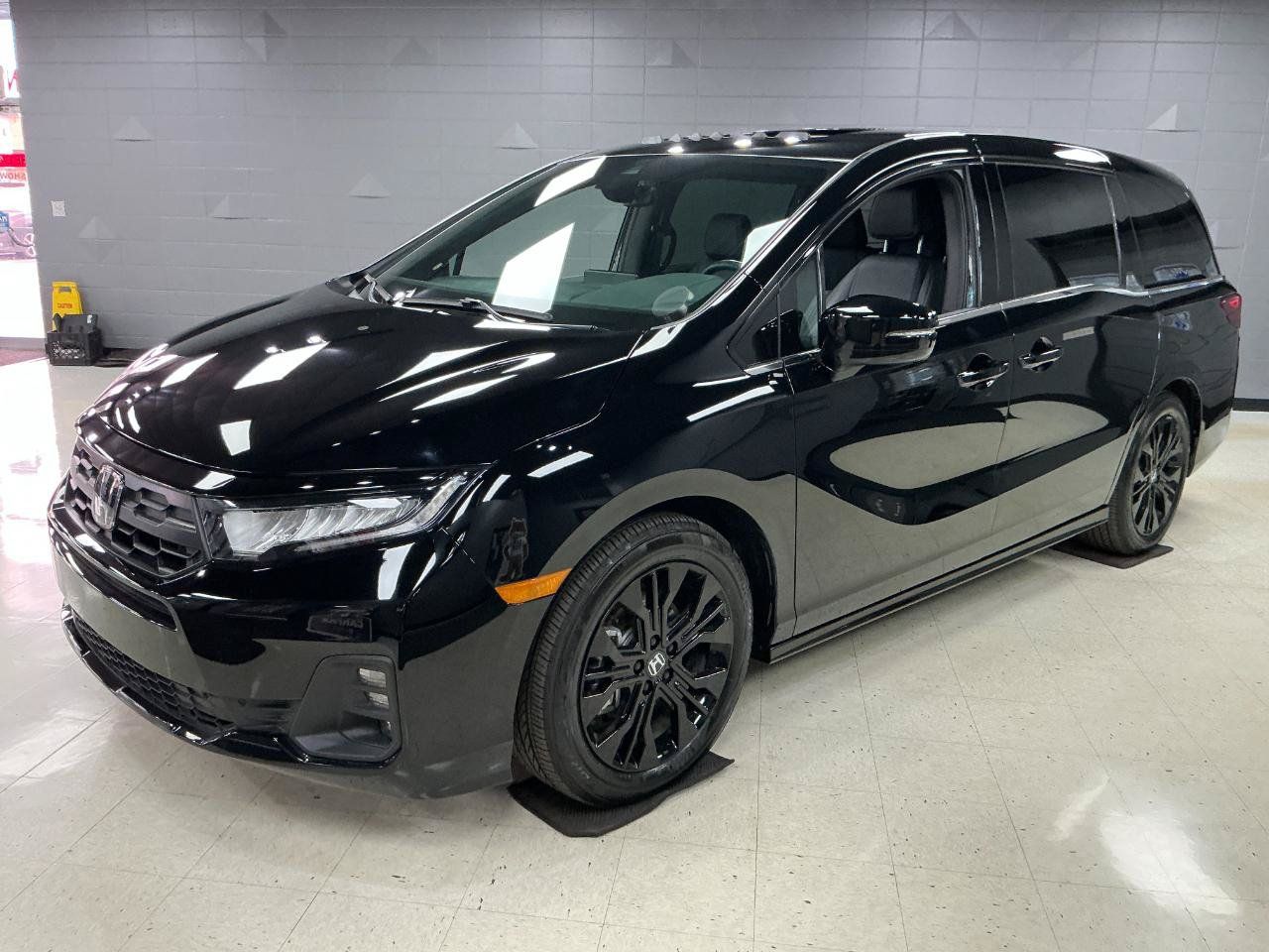 Used 2026 Honda Odyssey Sport-L image 5