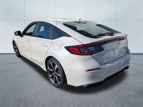 Used 2025 Honda Civic Sport Touring image 5