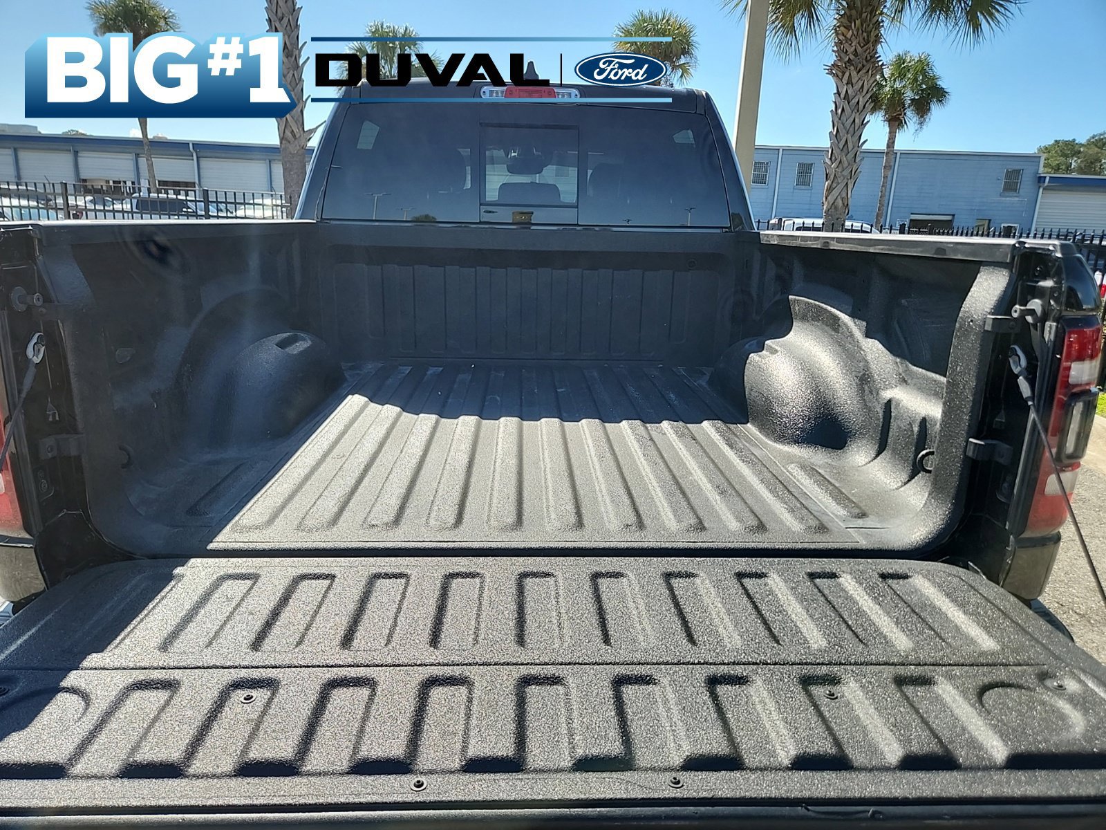 Used 2022 RAM 1500 Laramie AWD/4WD image 6