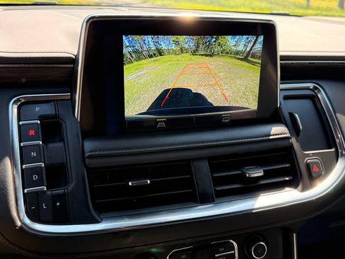 Used 2024 Chevrolet Tahoe LT AWD/4WD image 18
