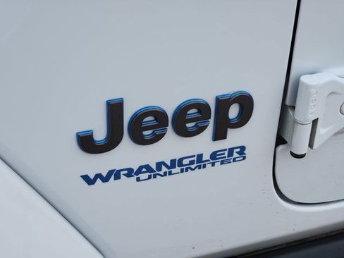 Certified 2022 Jeep Wrangler Unlimited Rubicon 4xe w/ Steel Bumper Group AWD/4WD image 11